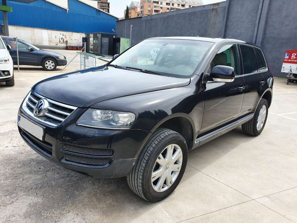 Volkswagen Touareg 2.5TDI R5 - foto 1
