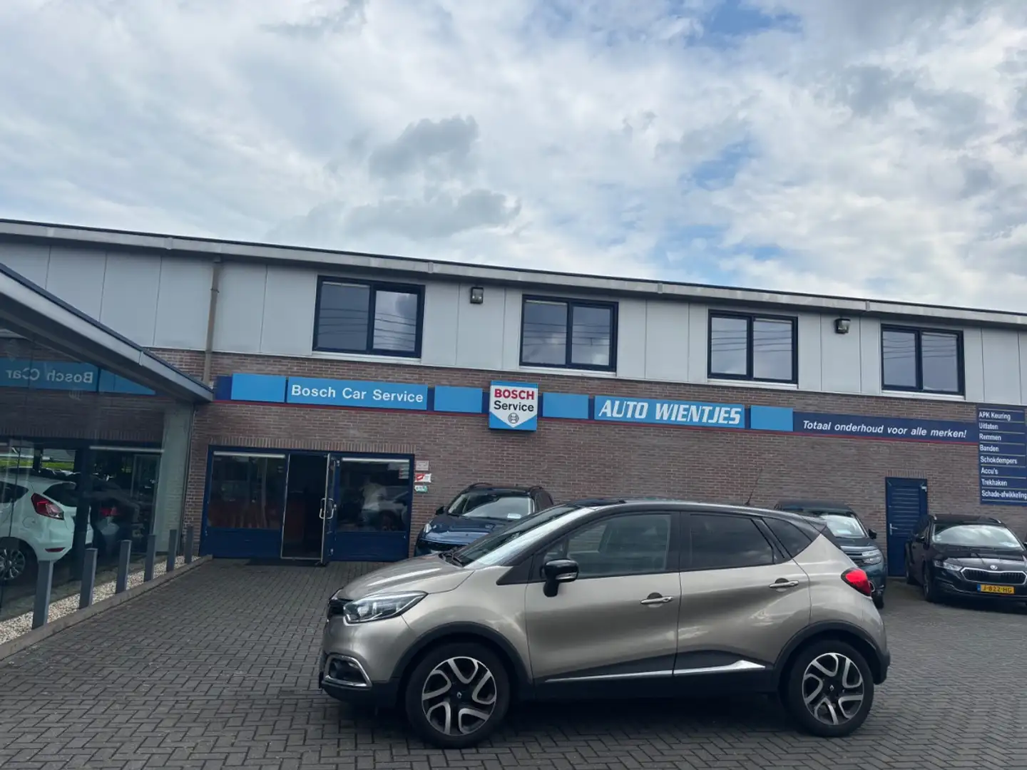 Renault Captur 0.9 TCe 66kw | Dynamique | Airco-Ecc | Navi Marrón - 1