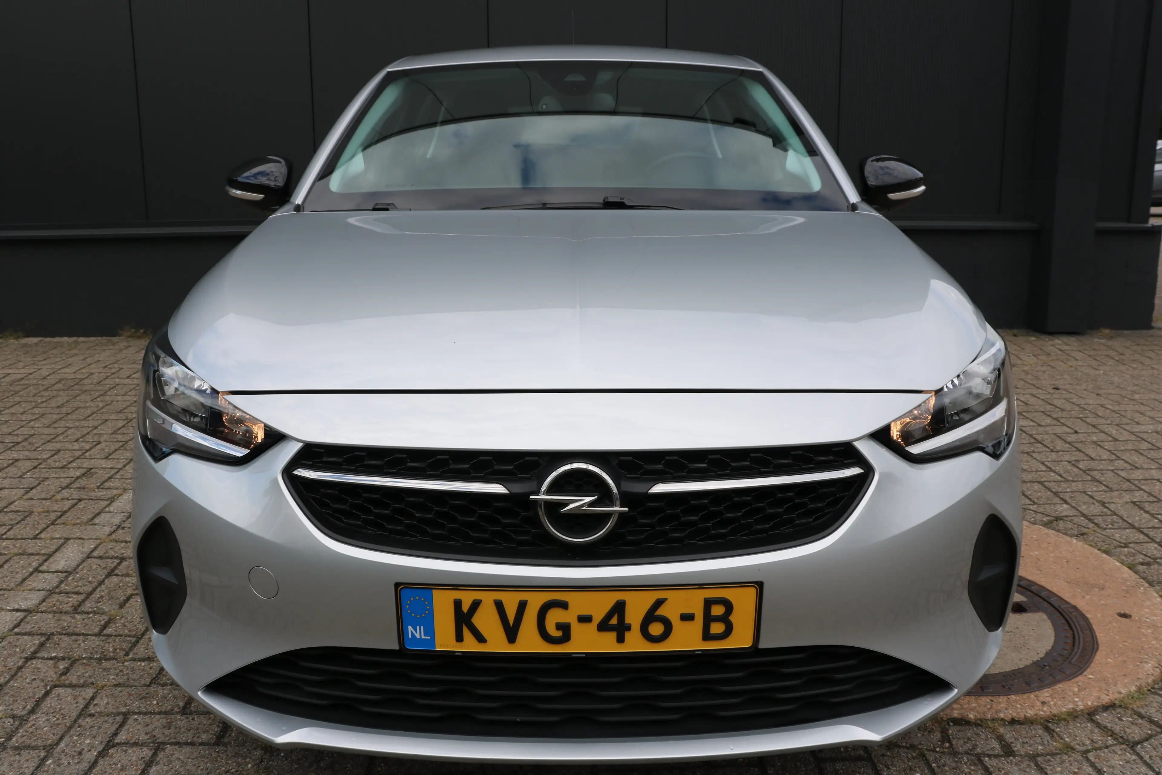 Opel Corsa-e e Edition | Parkeeersensoren achter | Cruise contr — photo 2