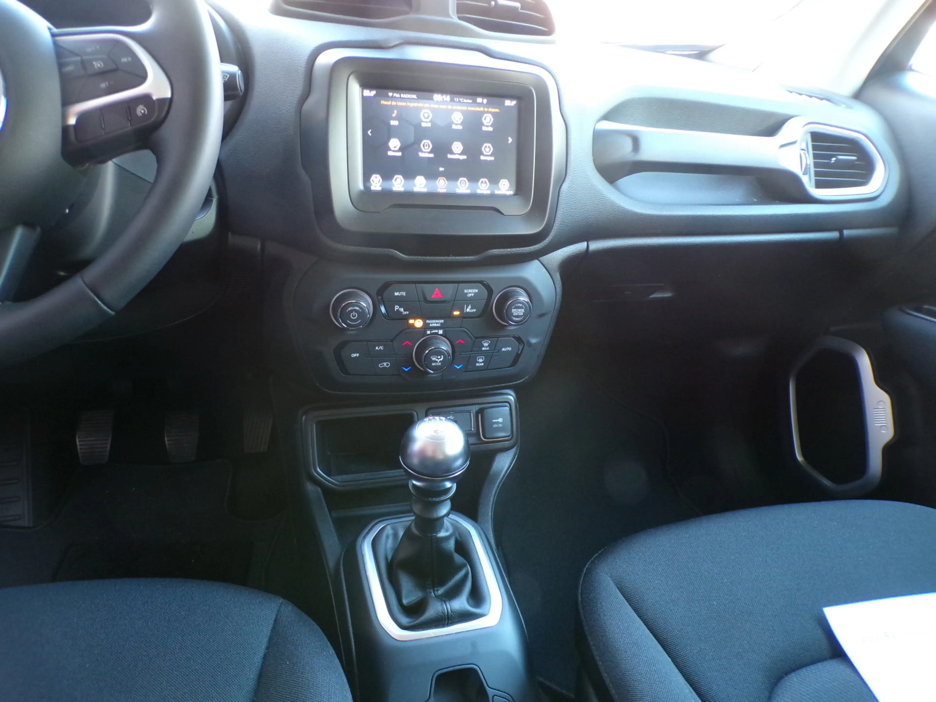 Jeep Renegade 1.0T Limited BLACKLINE 1 EIGENAAR,ZEER MOOI !!! — photo 13
