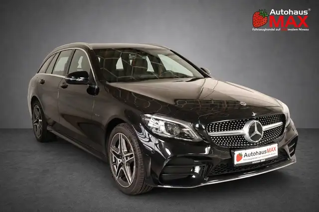 Mercedes-Benz 300 view 8