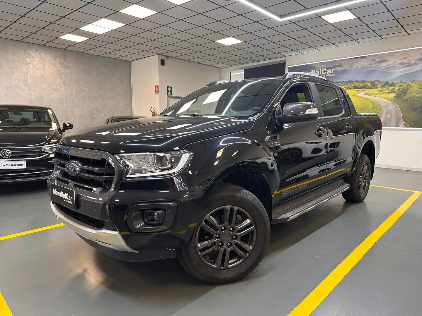 Ford Ranger 2.0 ecoblue double cab Wildtrak 213cv auto *+ IVA* Gris - 1