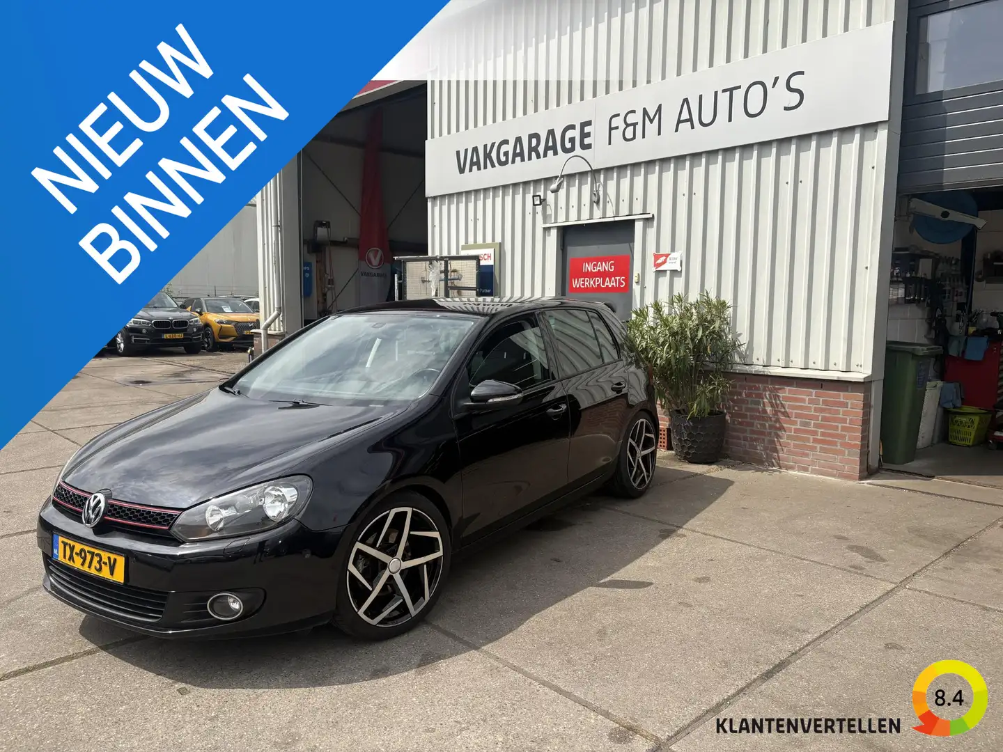 Volkswagen Golf 1.4 TSI Comfortline Schwarz - 1