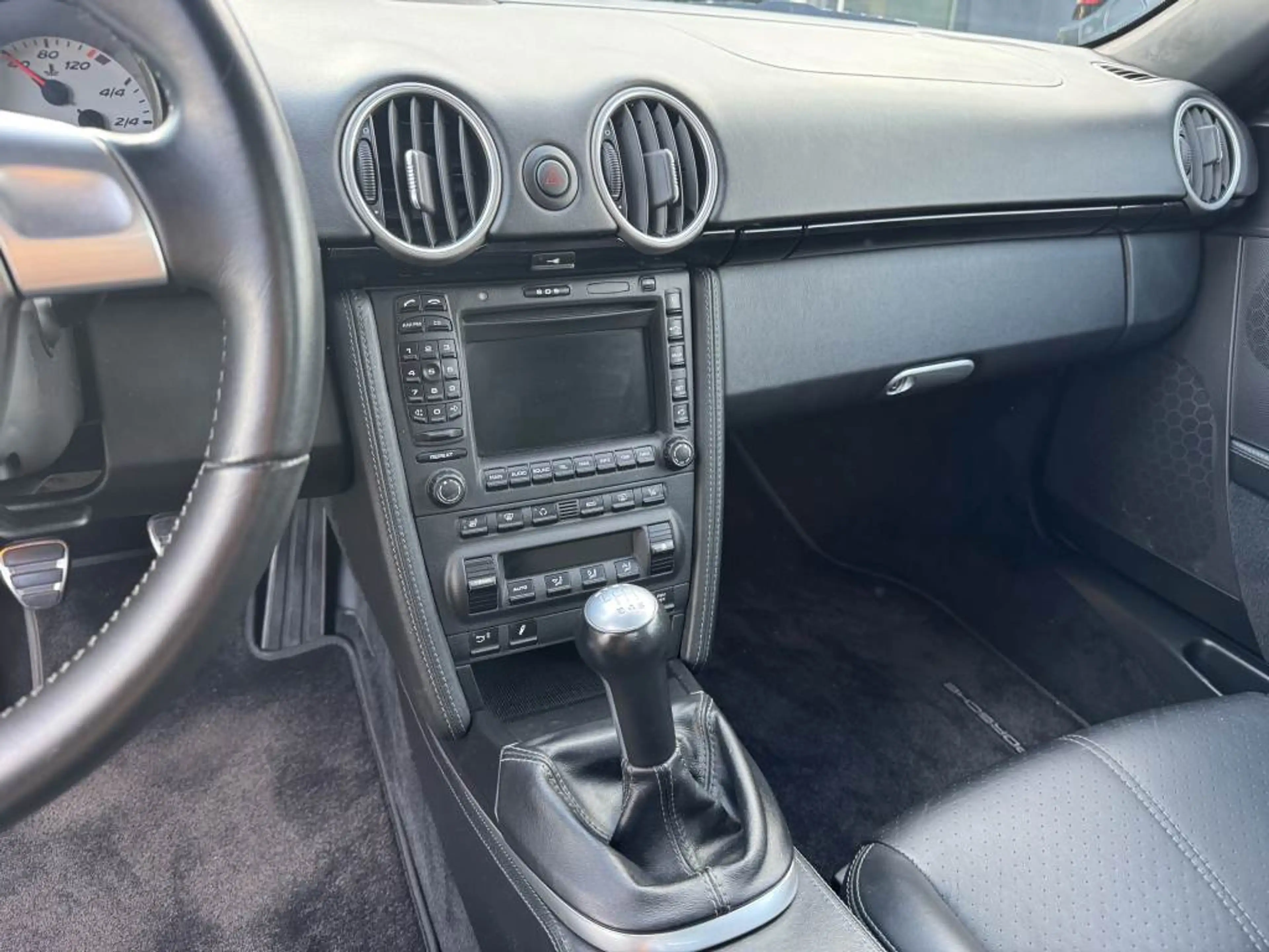 Porsche Boxster S — photo 9