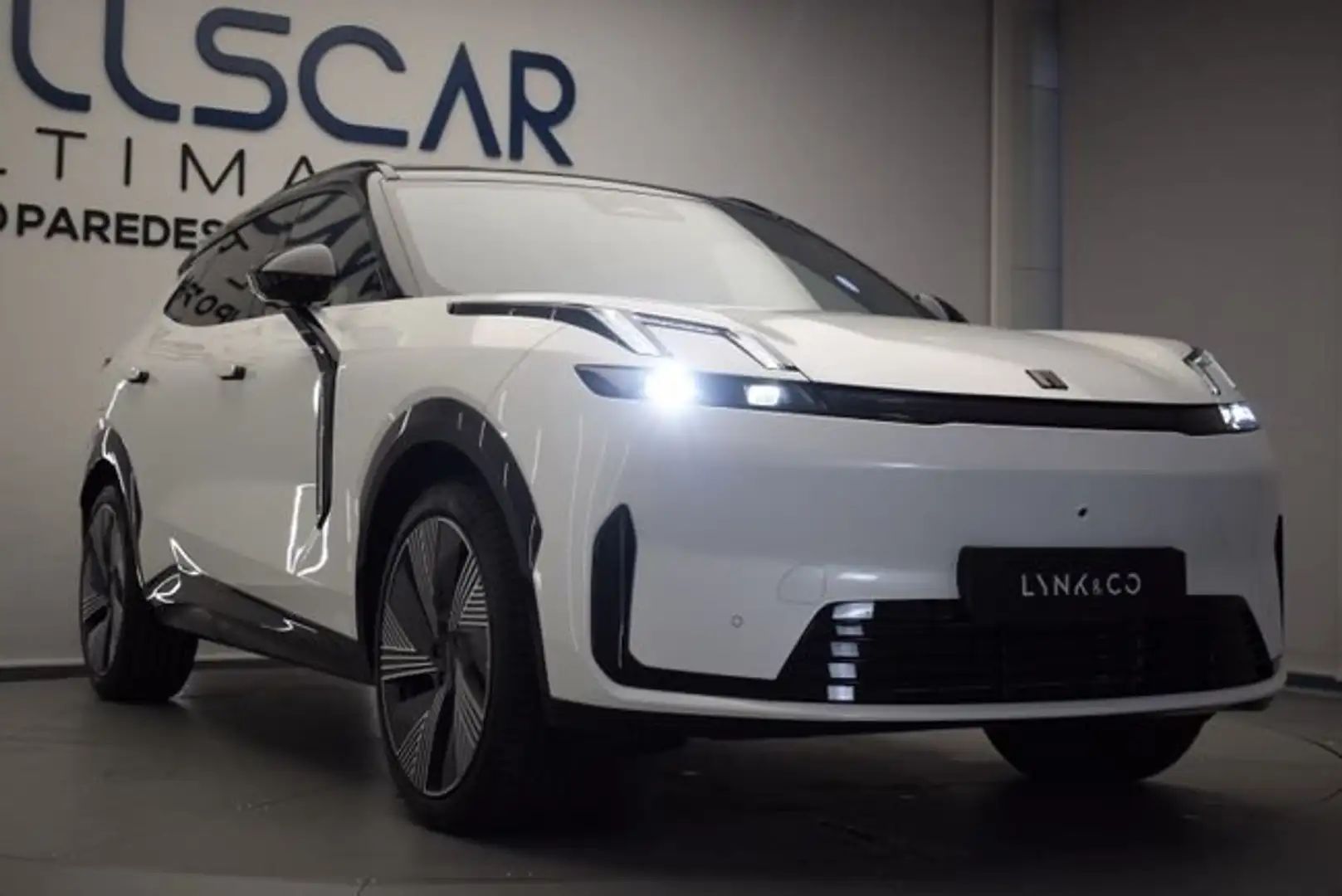 Lynk & Co 08 1.5 PHEV More Blanco - 1