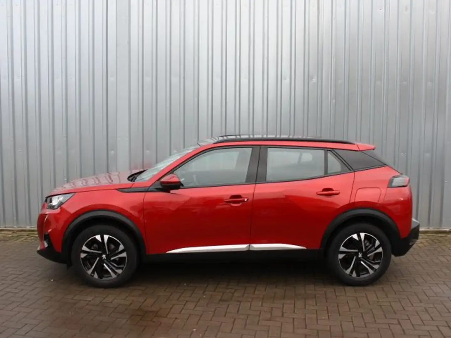 Peugeot 2008 PureTech 130 Allure Rot - 2
