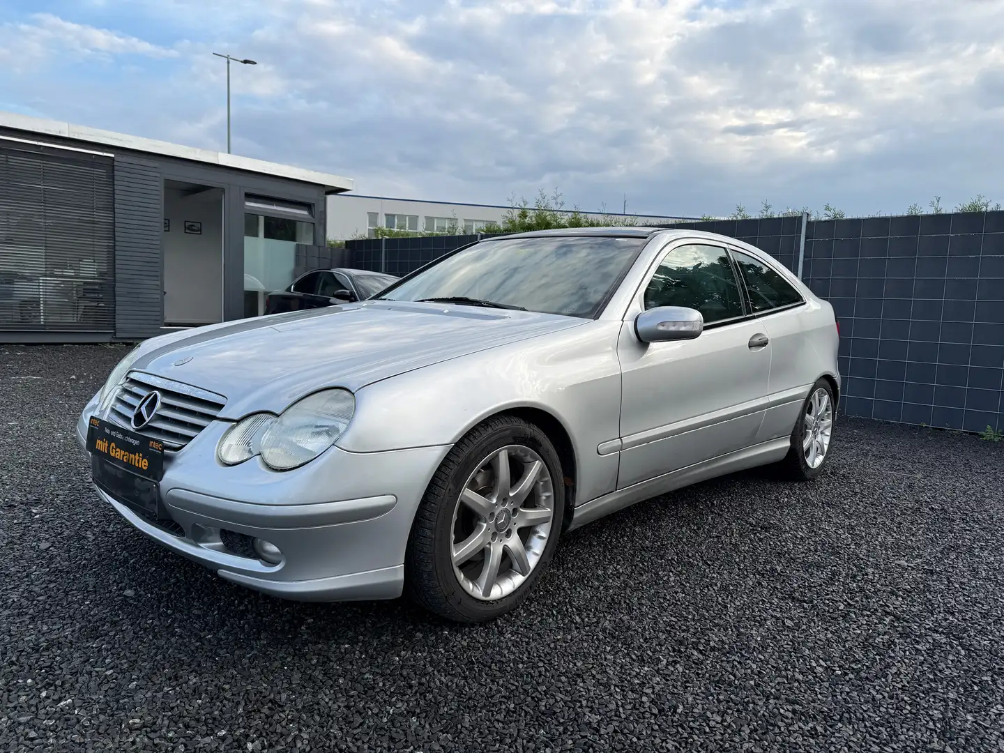 Mercedes-Benz C 200 C-Klasse Kompressor Sportcoupe Argent - 1