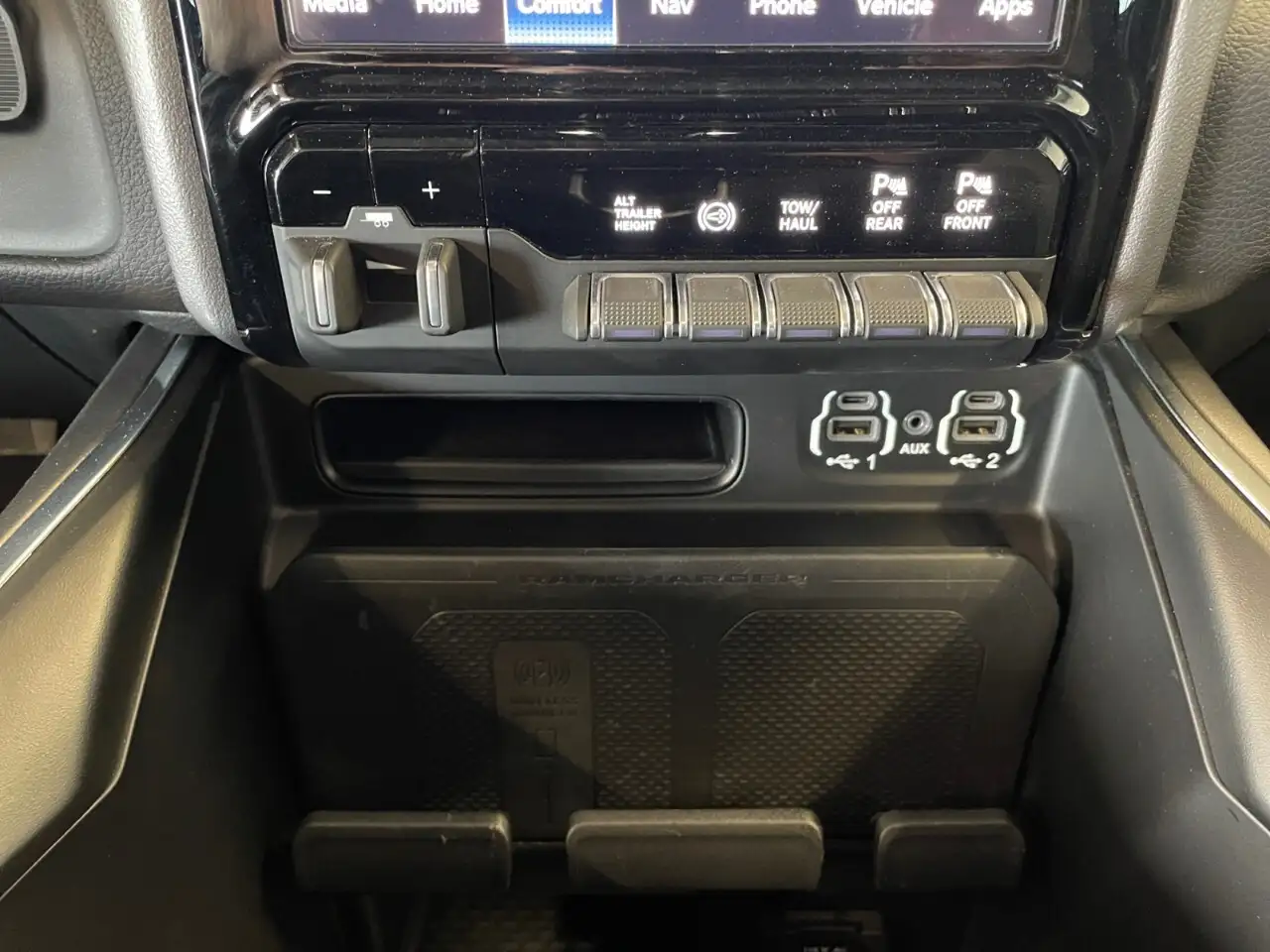 RAM 3500 снимка RAM 3500