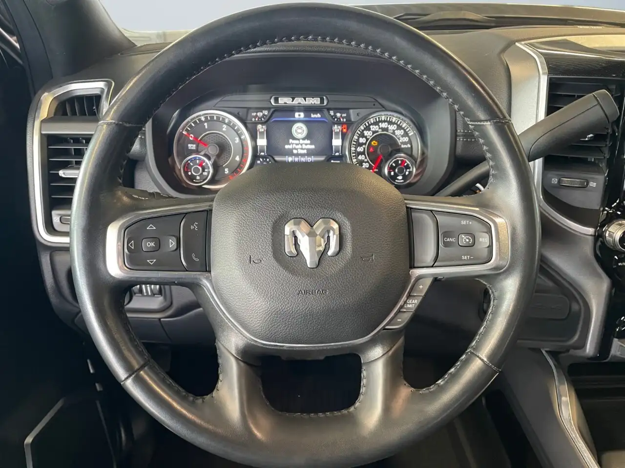 RAM 3500 снимка RAM 3500