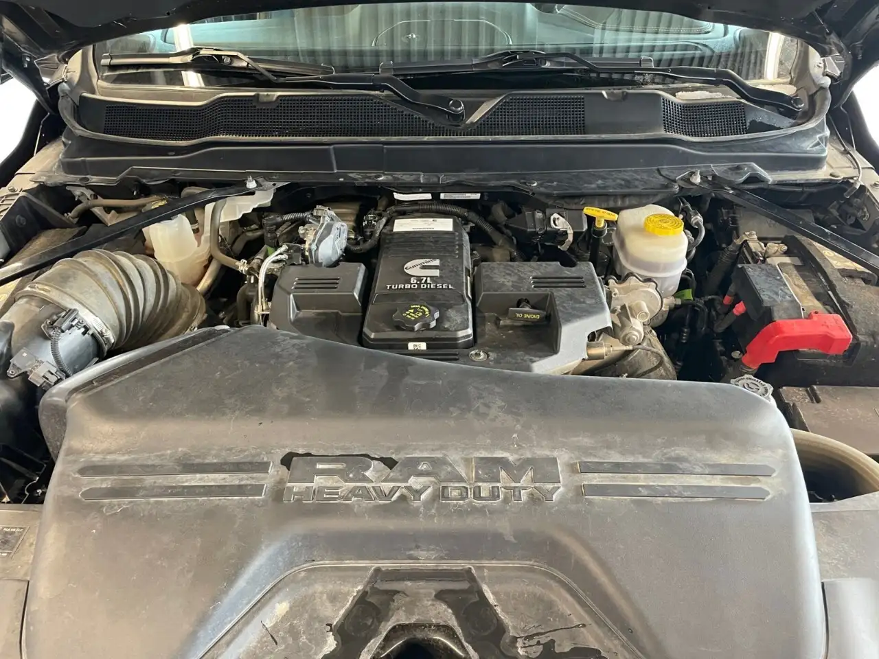 RAM 3500 снимка RAM 3500