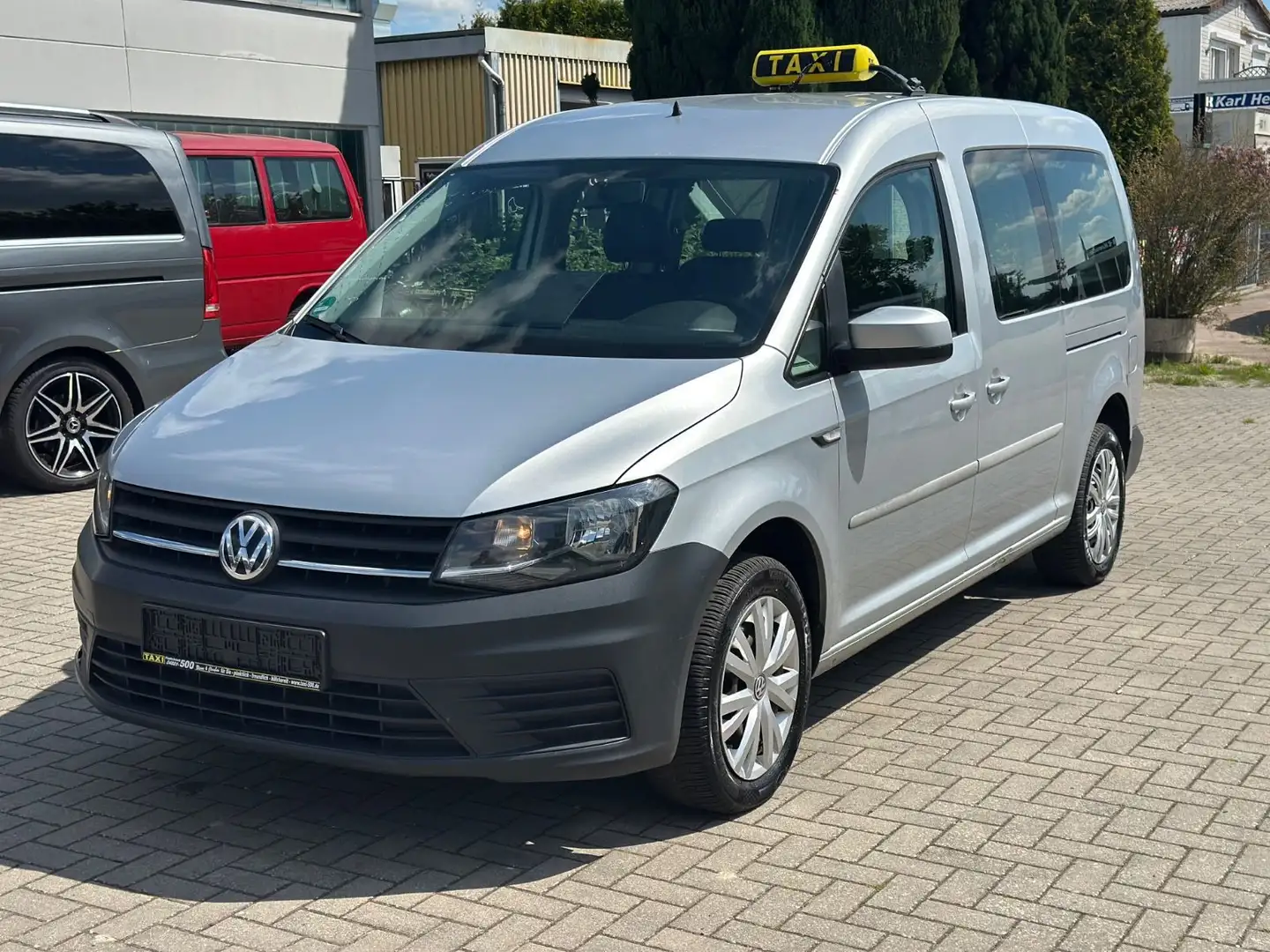 Volkswagen Caddy Maxi Aut*Rollstuhl*Rampe*Kamera*Silber*§25 Plateado - 1