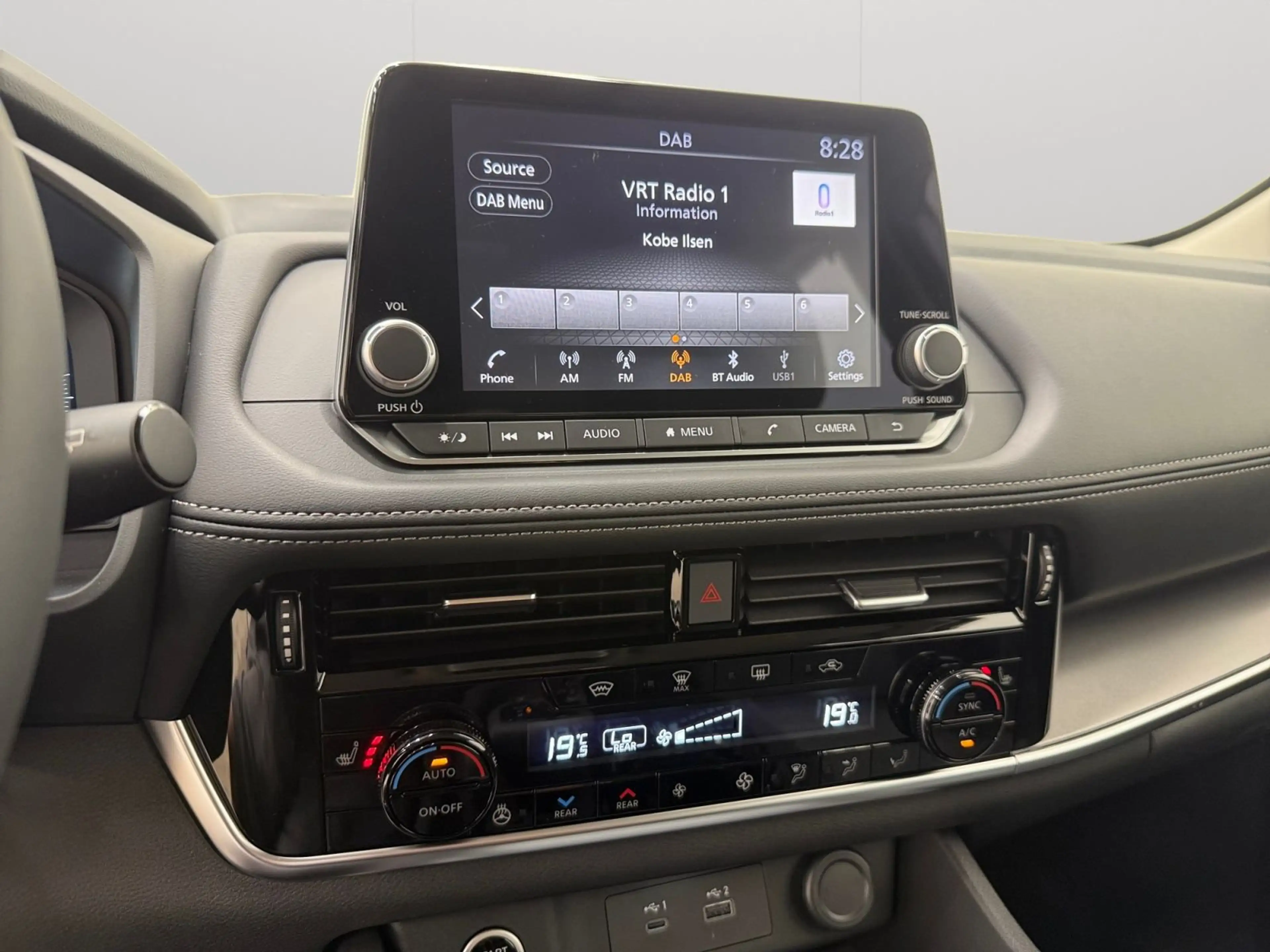 Nissan X-Trail 1.5 Mild-Hybrid Acenta + Comfort Pack X-Tronic 7 PL Camera Adaptive cruise Carplay — photo 10