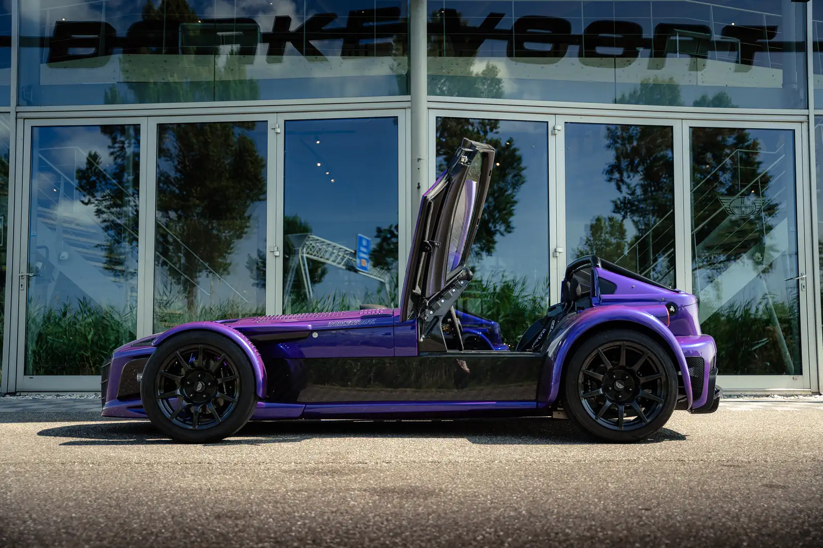 Donkervoort D8 GTO Individual Series Violett - 2