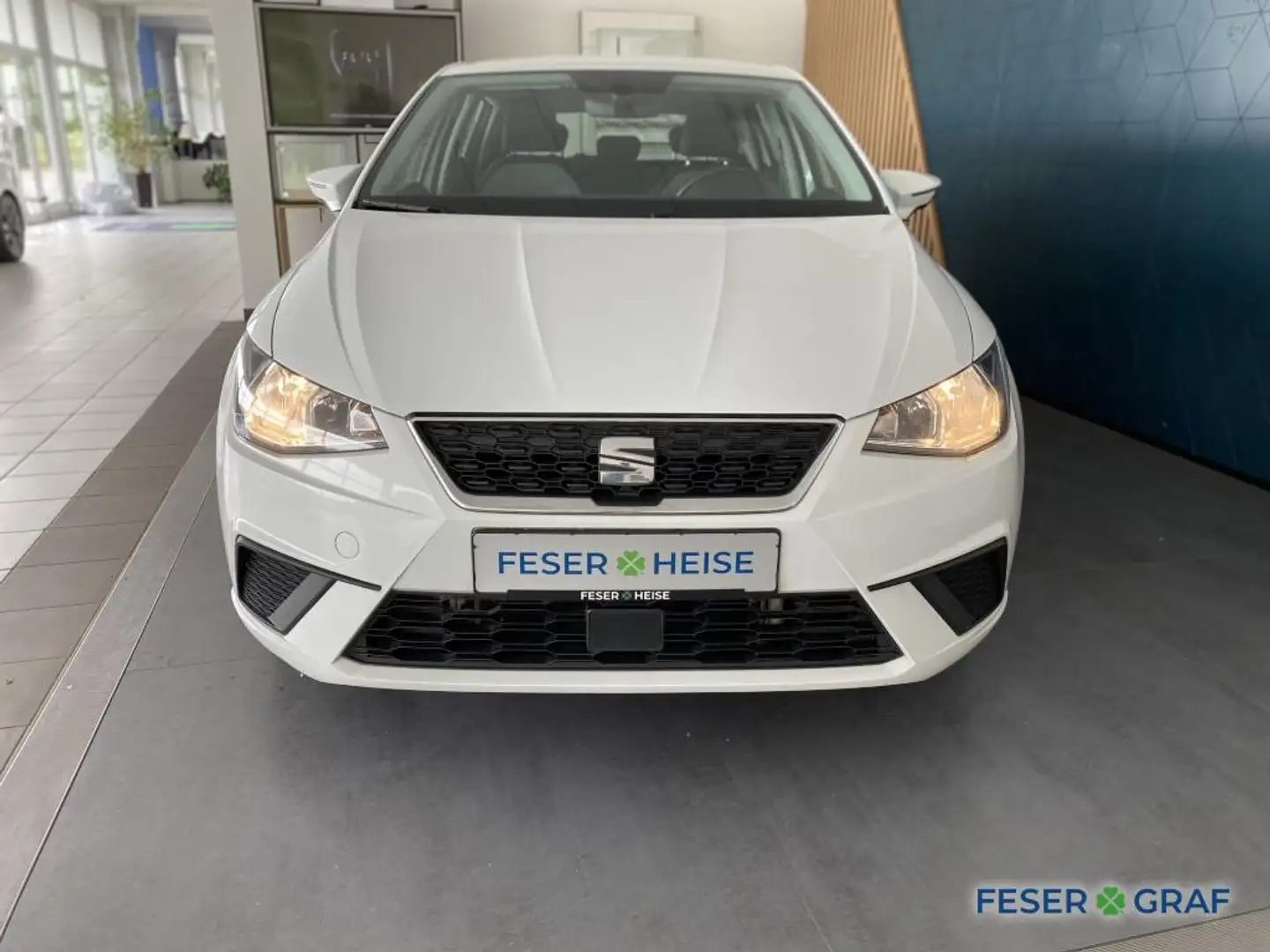 SEAT Ibiza Style 1.6 TDI NAVI/SHZ/KLIMA/PDC Weiß - 2