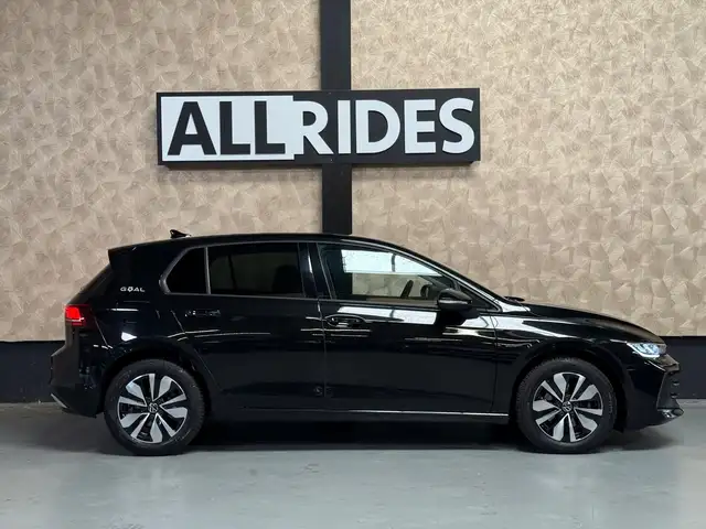Volkswagen Golf view 8