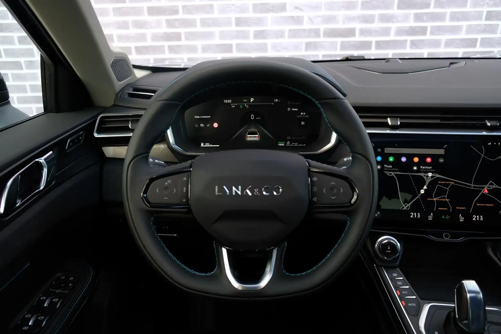 Lynk & Co 01 PHEV ||| Luxe Elegante SUV | Elektrisch schuif/kan Blauw - 2