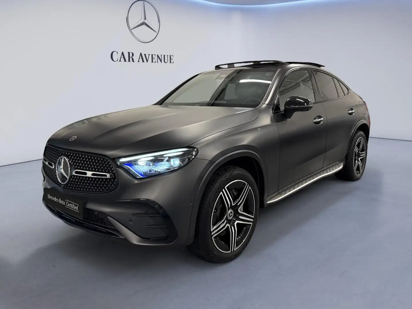 Mercedes-Benz GLC 300 300e Coupé 4MATIC AMG Line Grau - 1