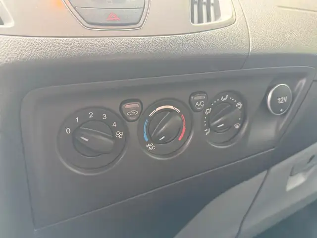 Ford Tourneo Custom view 20