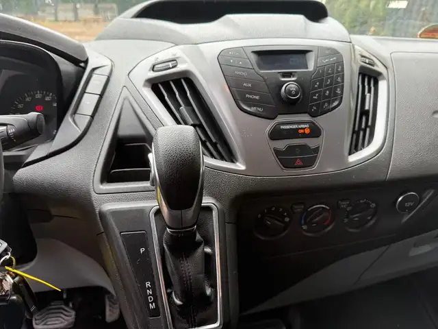 Ford Tourneo Custom view 22