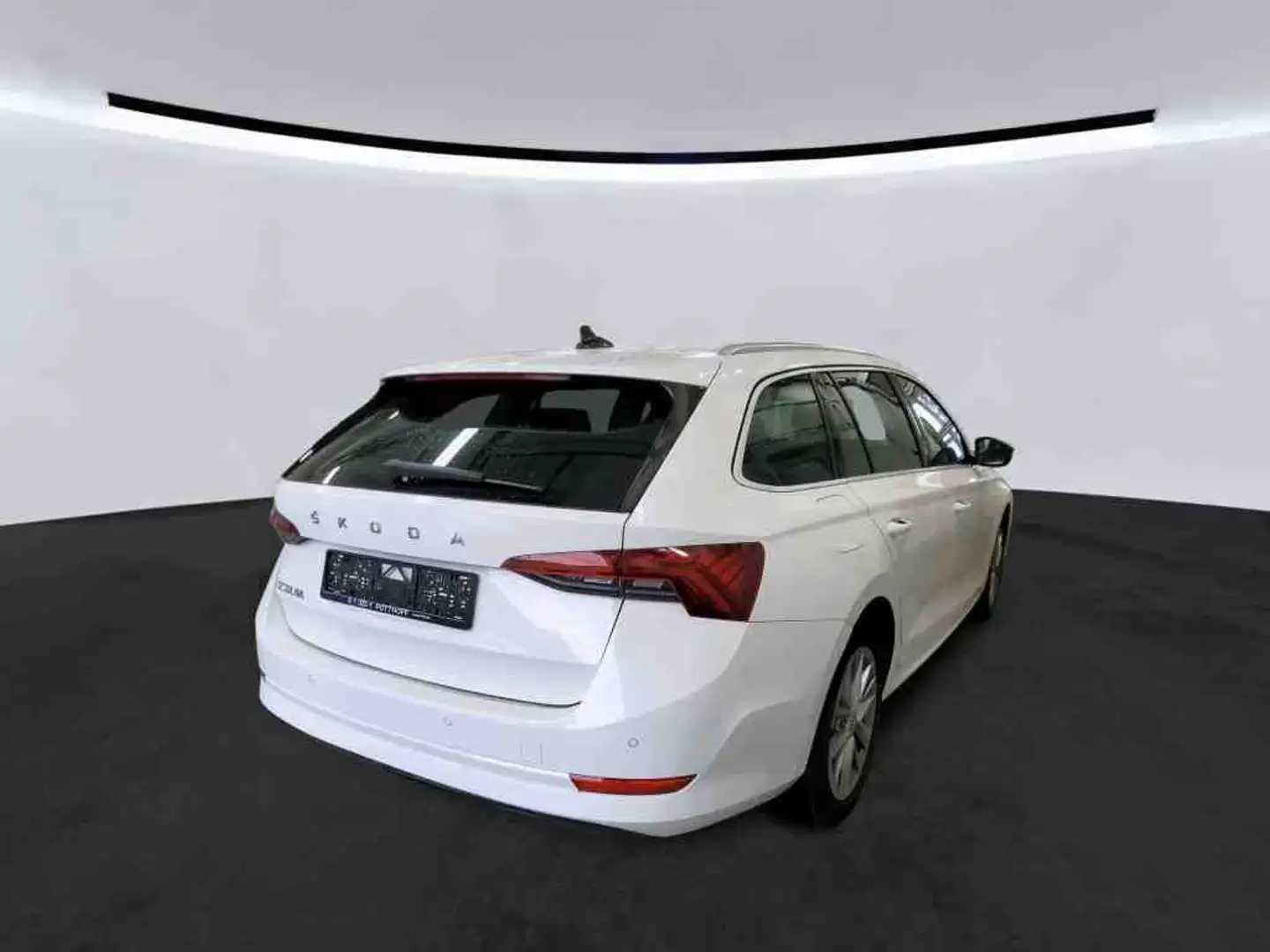 Skoda Octavia Combi 2.0 TDI Style Business Columbus Weiß - 2