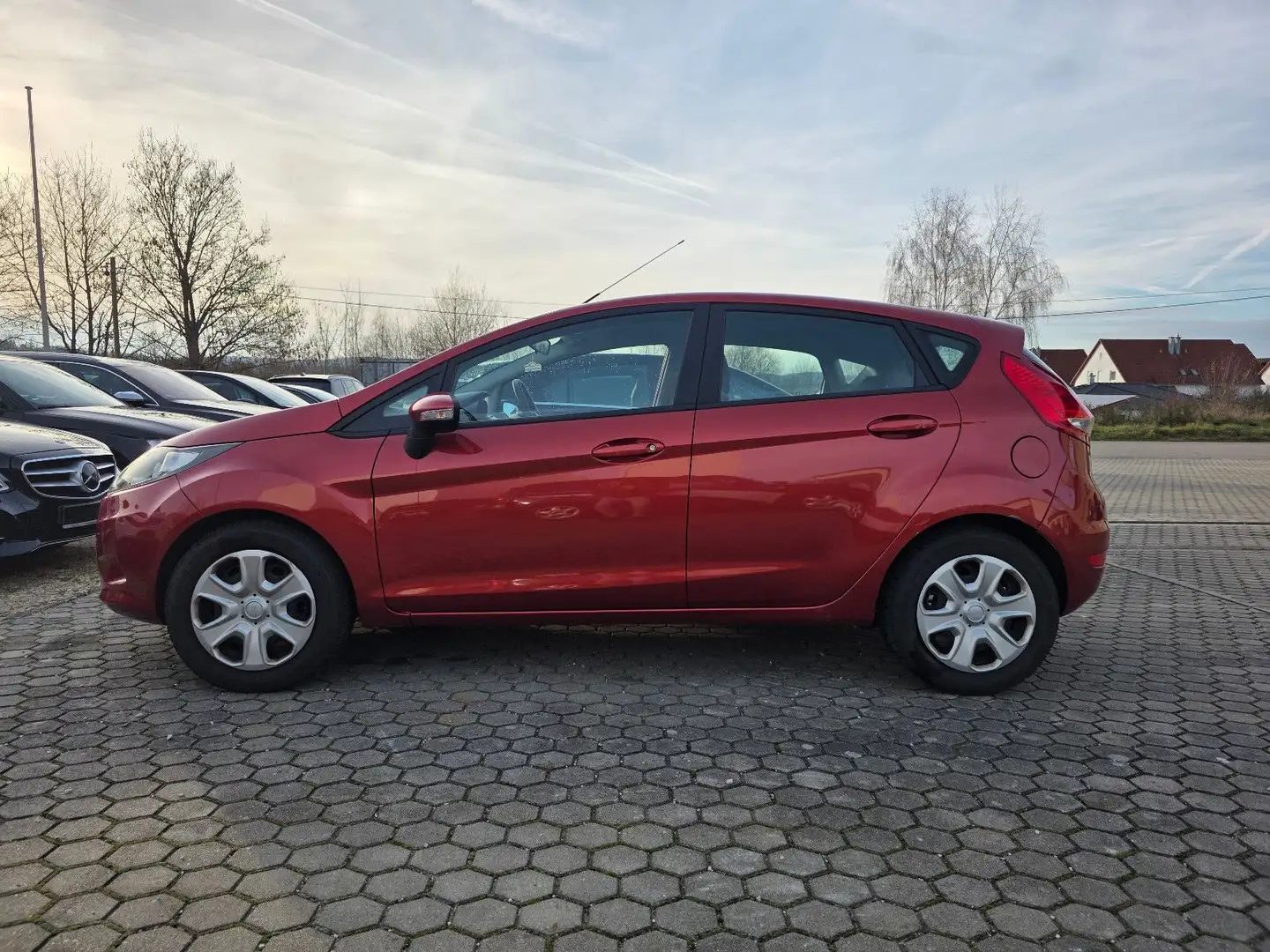 Ford Fiesta Trend - 2