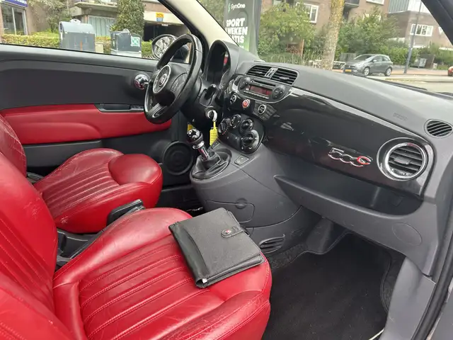 Fiat 500C view 3