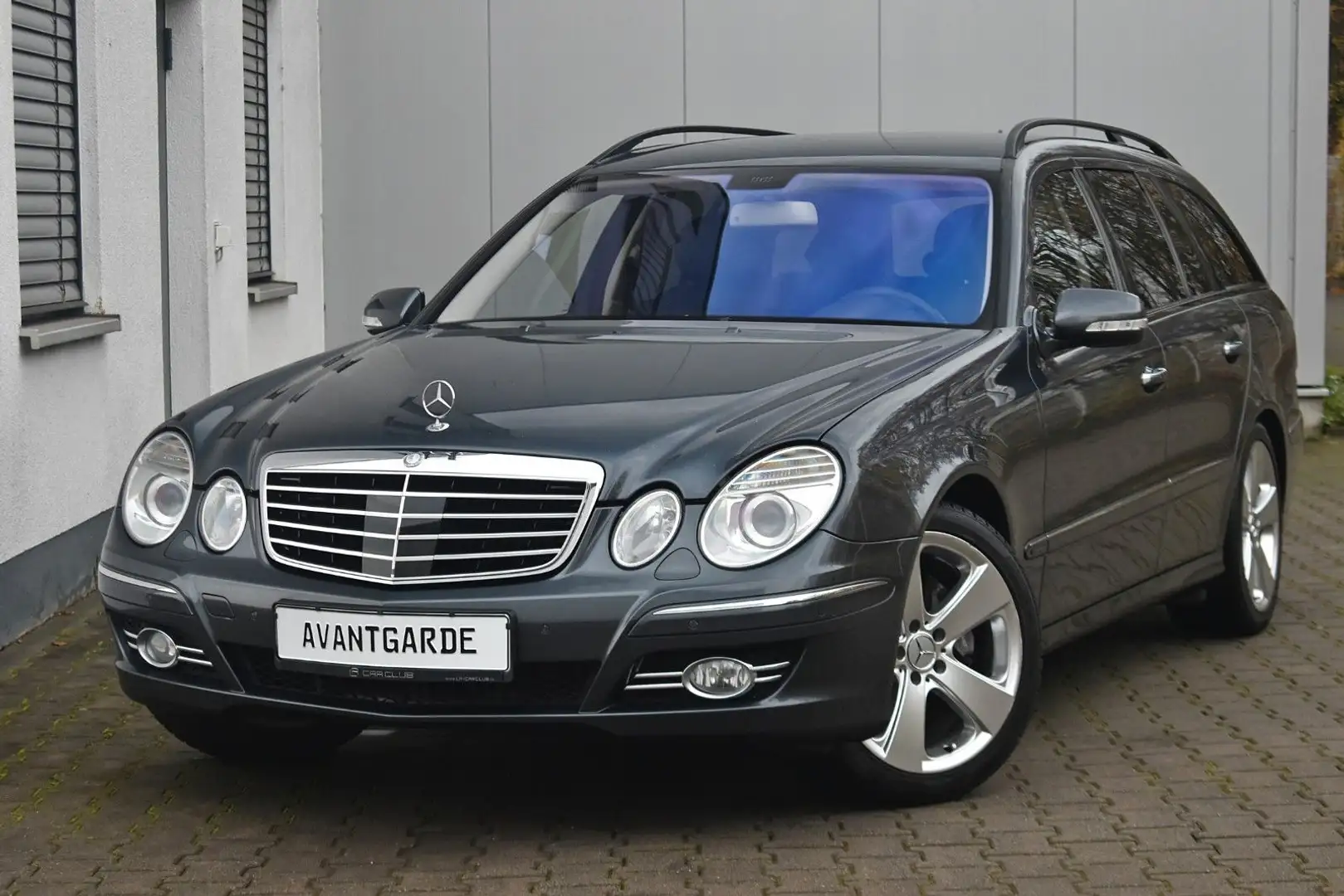 Mercedes-Benz E 350 E350 Avantgarde! Distronic! Massage! Sportpaket! Gris - 2