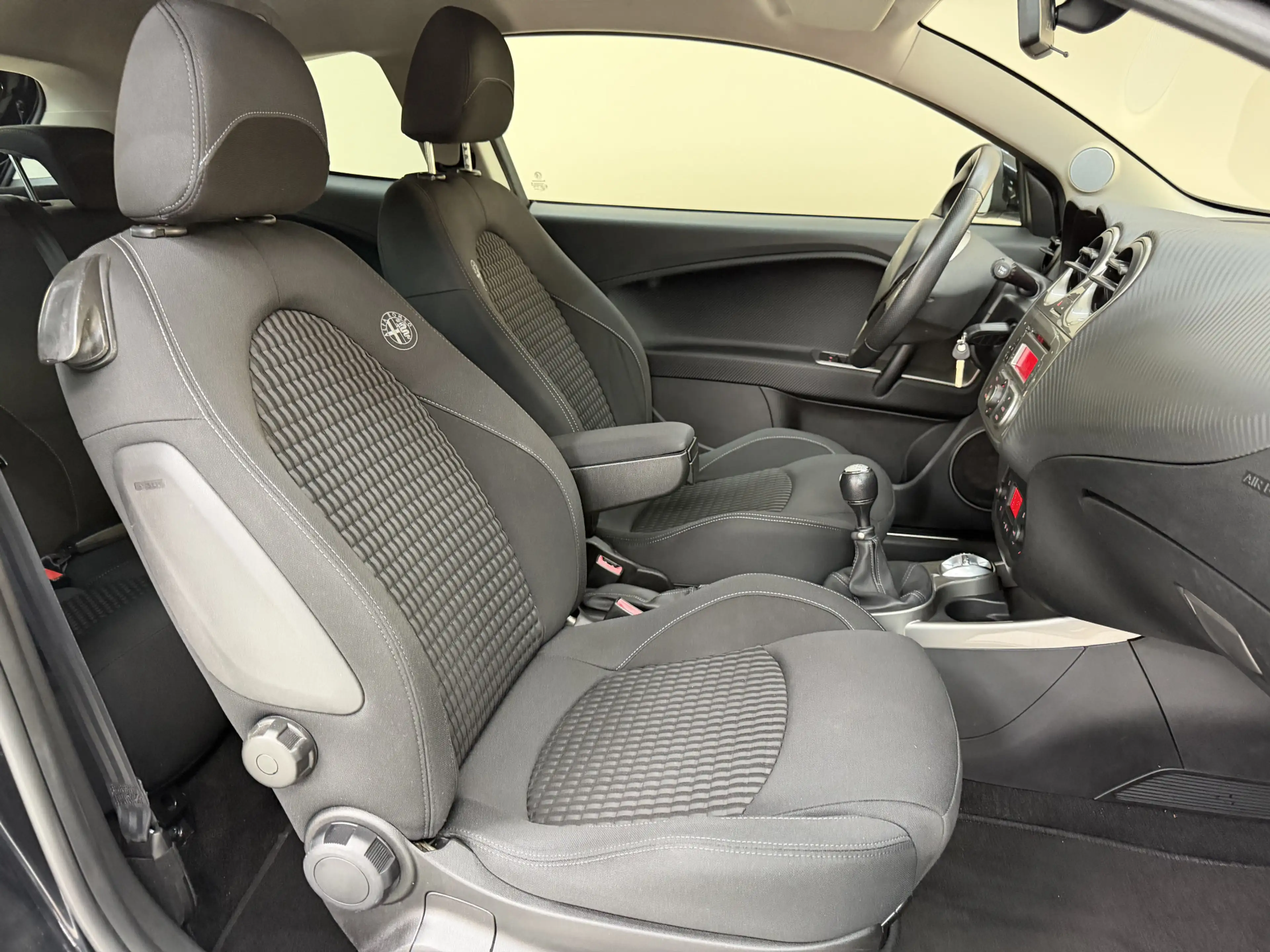 Alfa Romeo MiTo 1.4 T Distinctive, 135Pk, 2010, 1ste eigenaar, Nie — photo 8