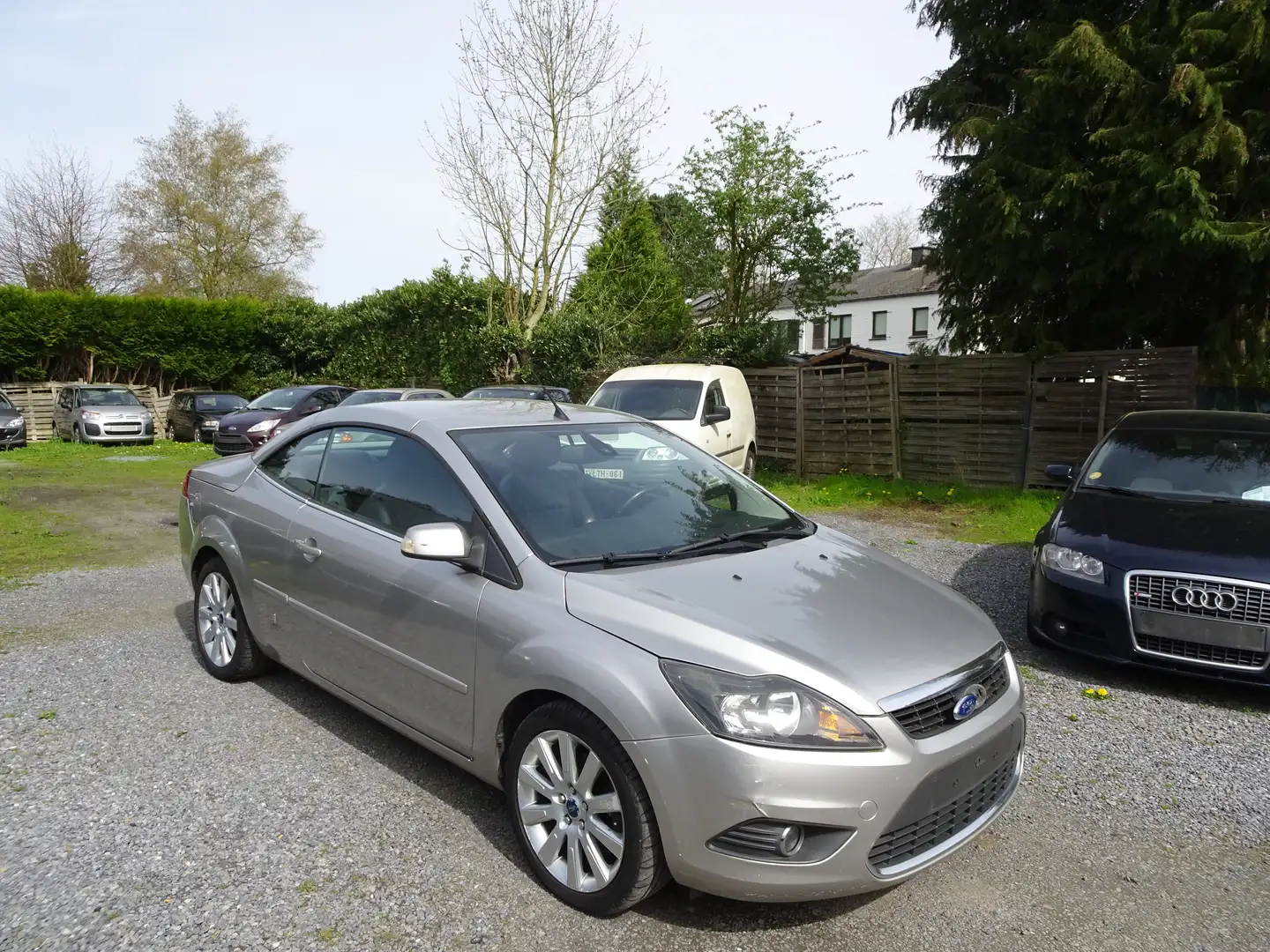 Ford Focus CC 2.0 TDCi Titanium "Décapotable HS" Gris - 2