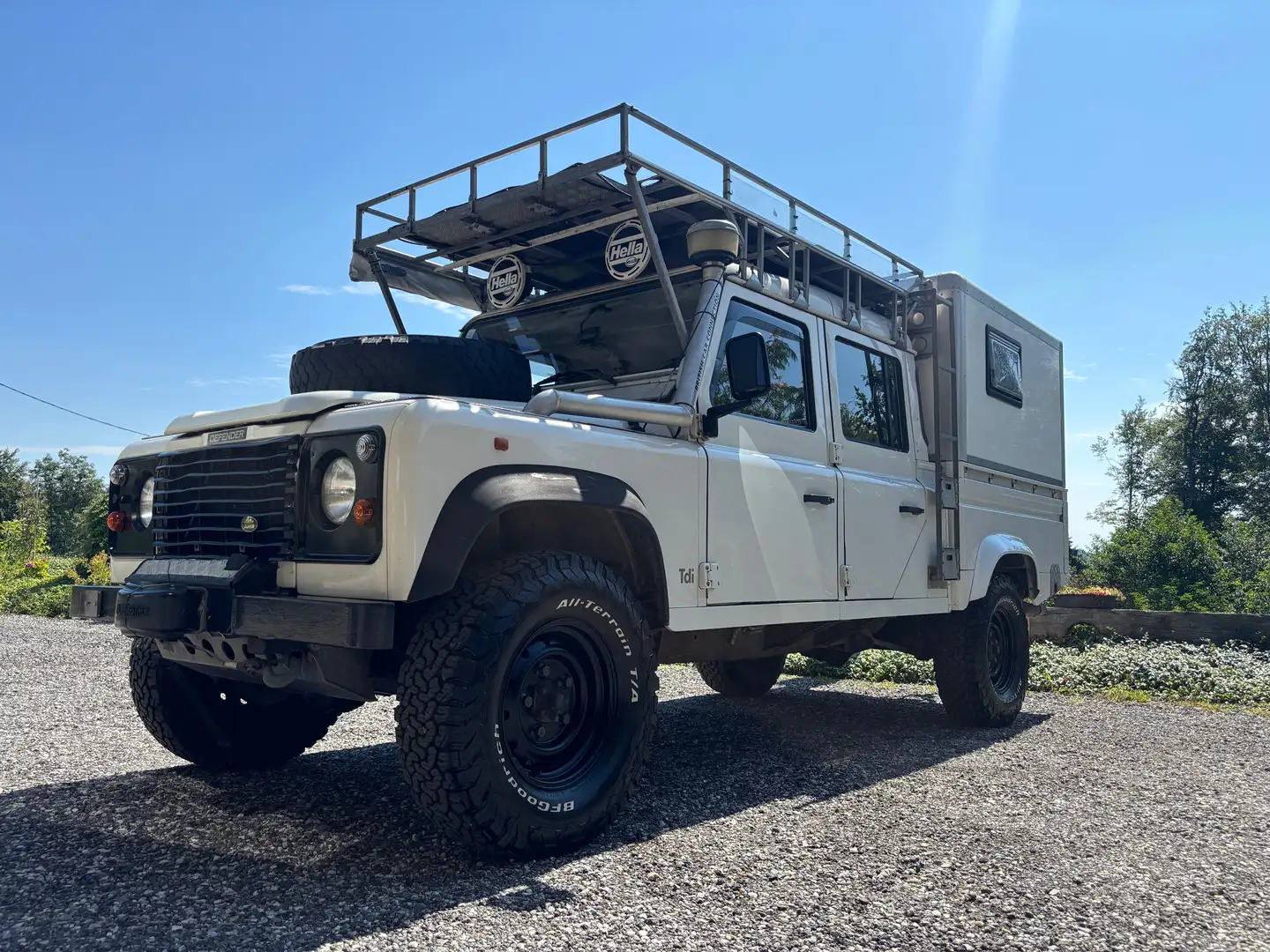 Land Rover Defender 130 Weiß - 1
