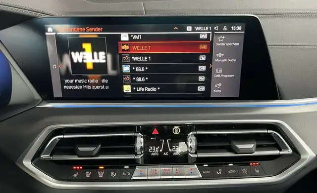 BMW X5 xDrive 45e M *LASER*LUFT*PANO*ACC*HuD*AHK*22'' Ansicht 29