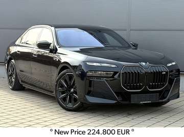 M70 xDrive M-Sport*Integral*Pano*TV*Kristal*