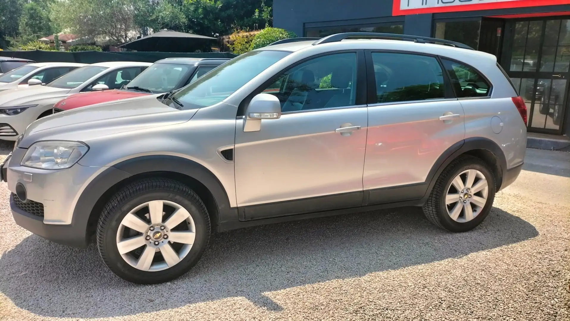Chevrolet Captiva 2.0 VCDi LTX 7 POSTI FULL OPTIONAL Срібний - 2