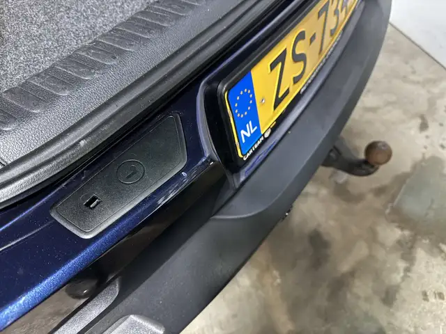 Volkswagen Tiguan view 5