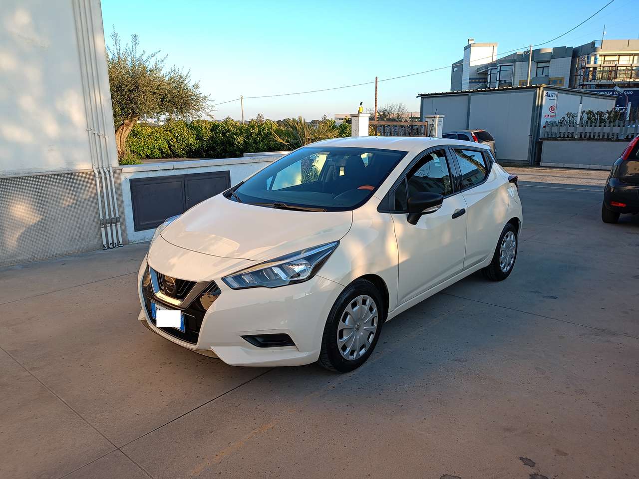 Nissan Micra Micra V 2017 1.0 Visia 71cv