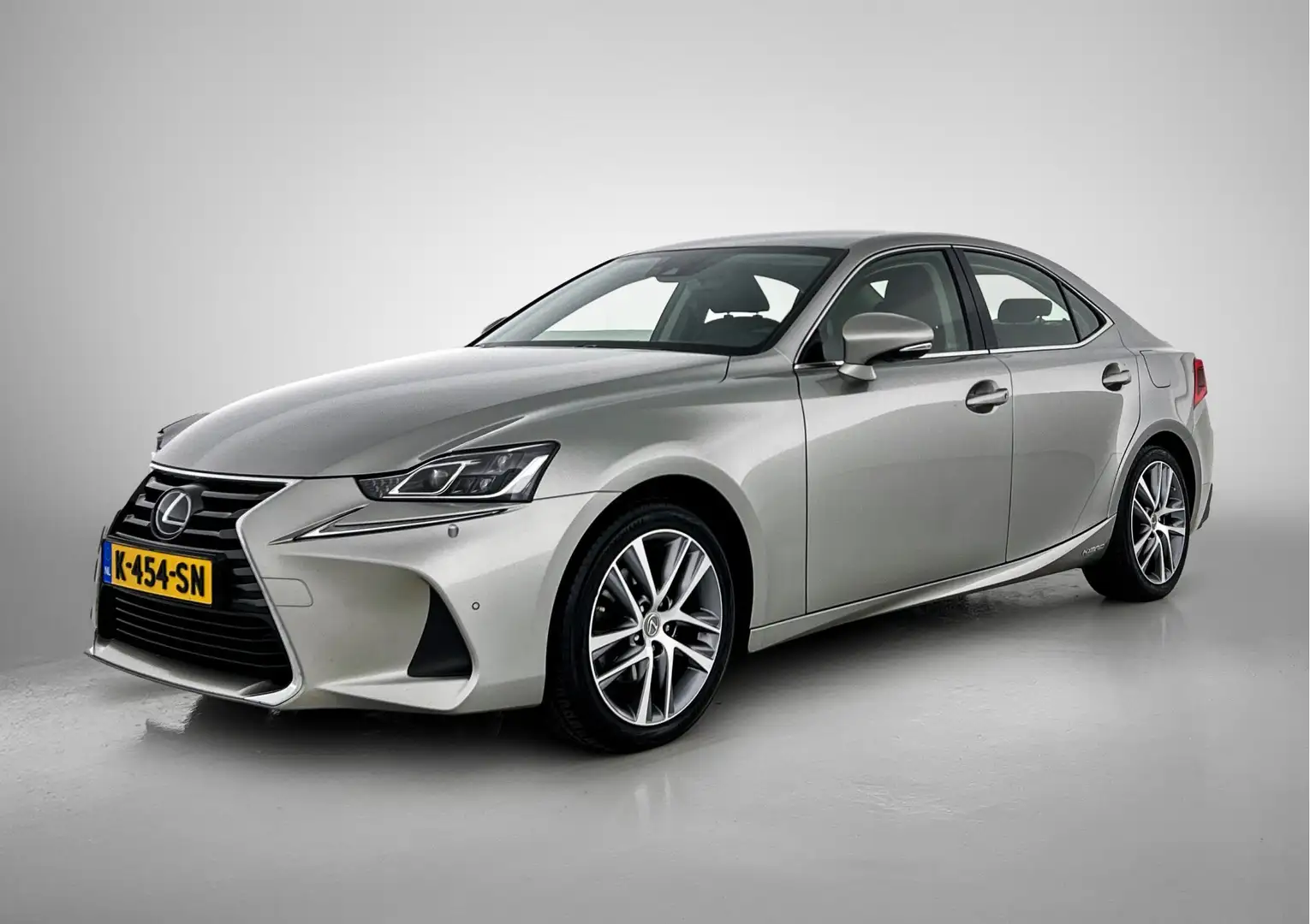 Lexus IS 300 300h Hybrid Business Line Pro | Parkeersensoren | Grijs - 1