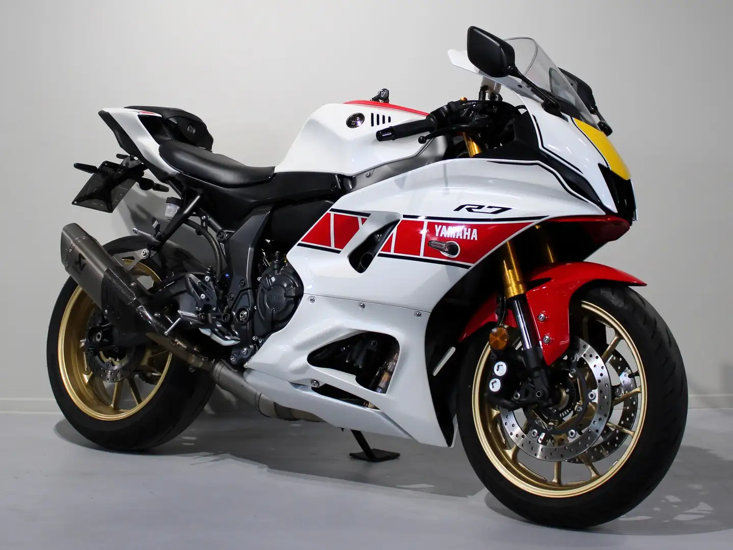 Yamaha YZF-R7 World GP 60th Anniversary - 2