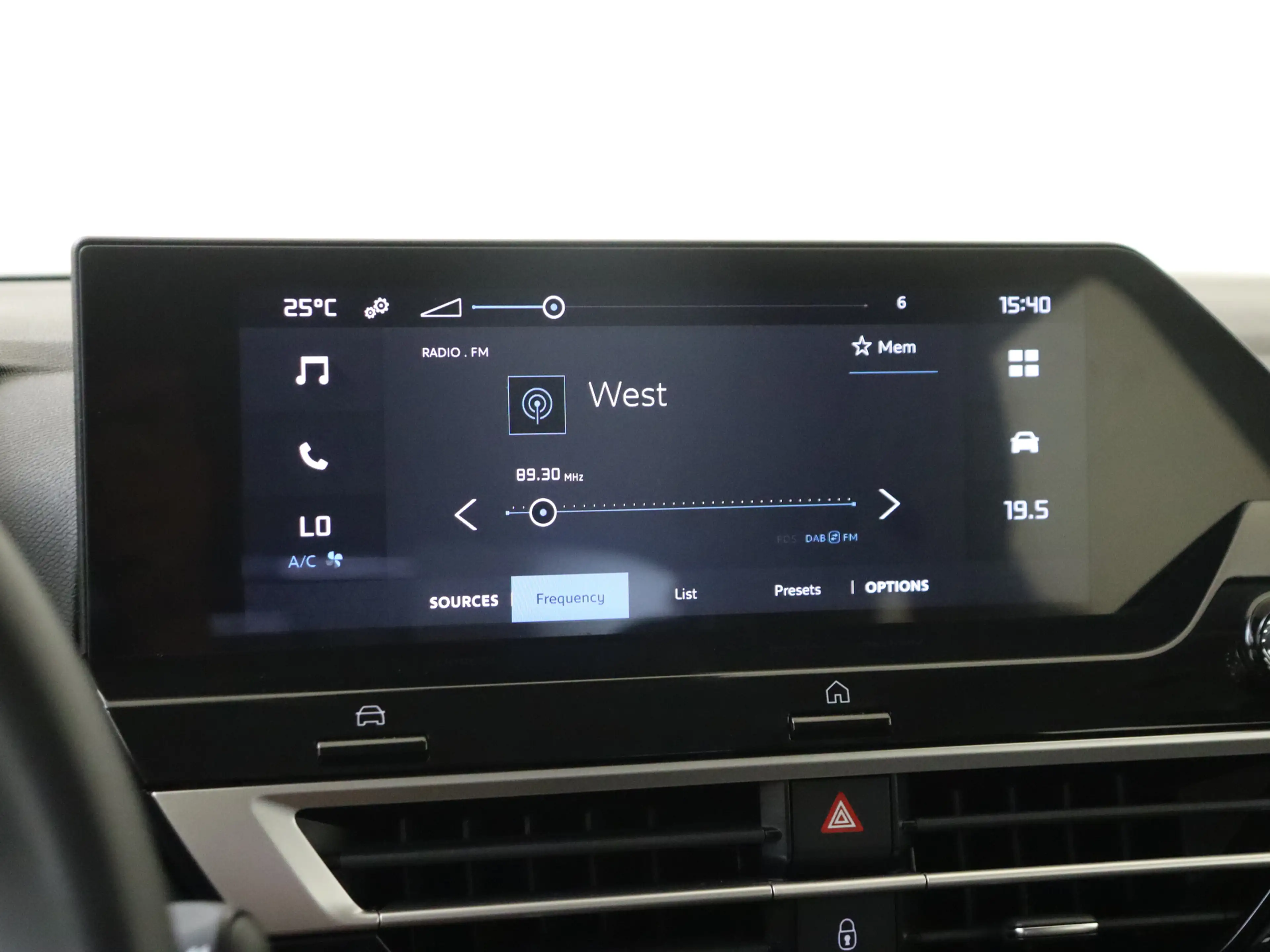 Citroen E-C4 Electric Feel 50 kWh — photo 15