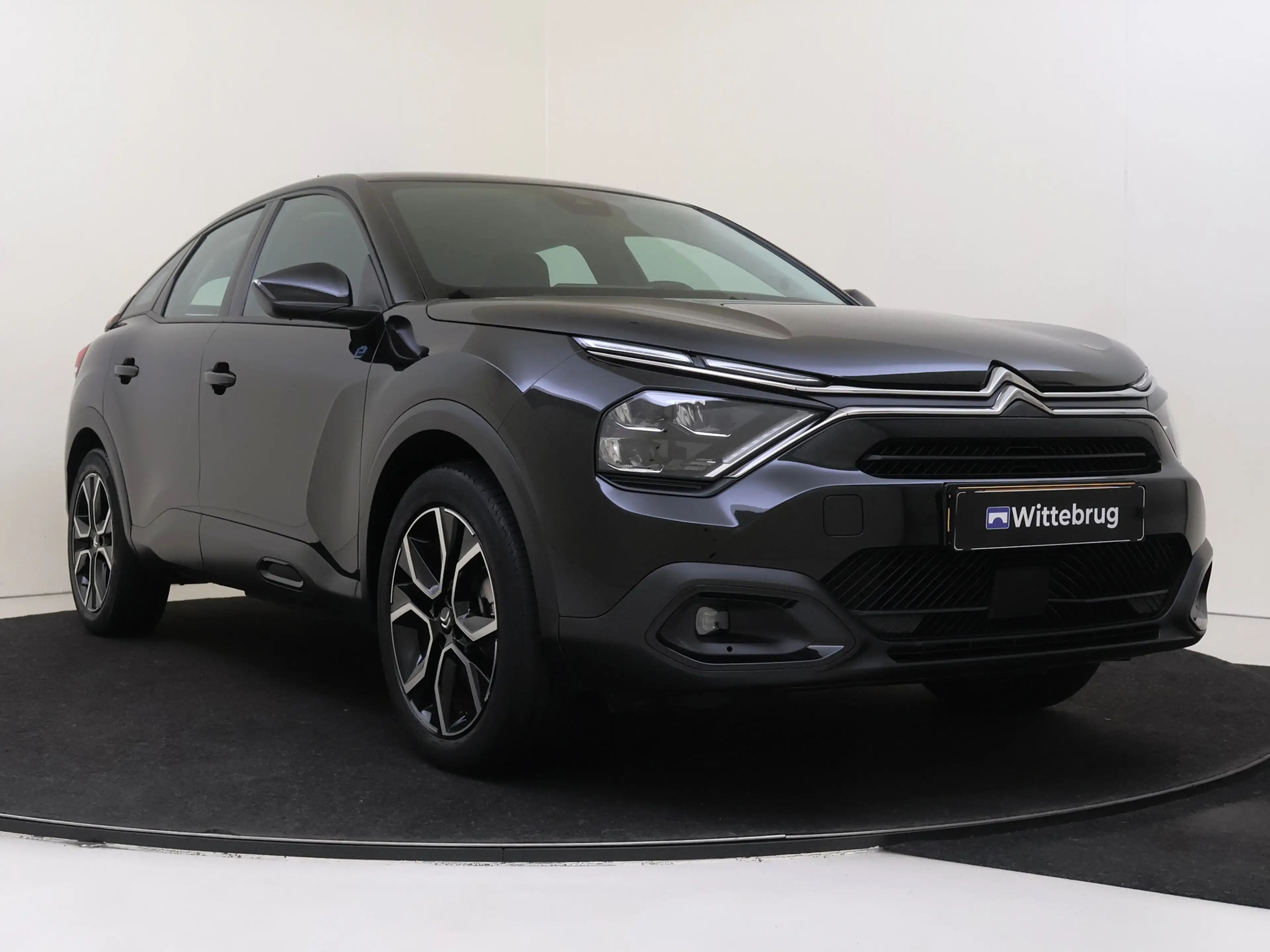 Citroen E-C4 Electric Feel 50 kWh — photo 3