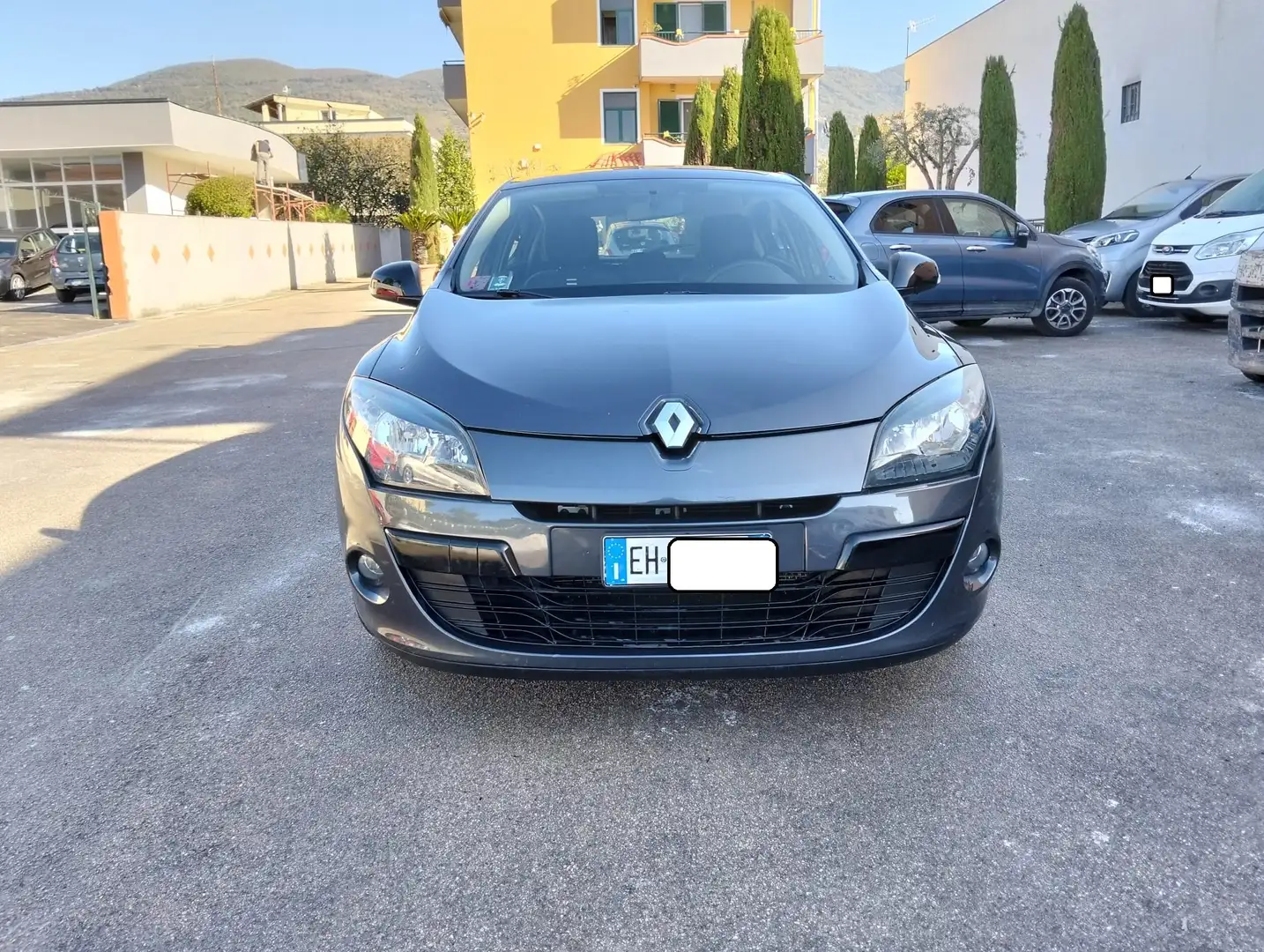 Renault Megane Megane III 2008 1.6 16v Attractive + GPL Grigio - 2