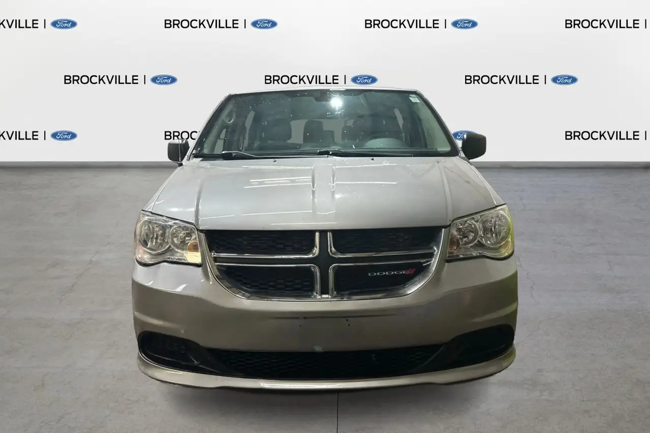 Dodge Grand Caravan снимка Dodge Grand Caravan