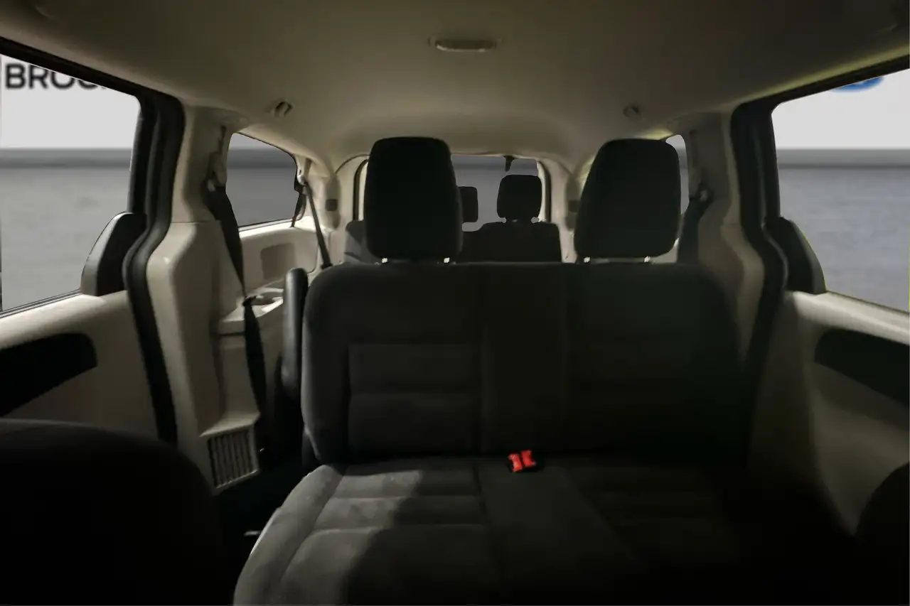 Dodge Grand Caravan снимка Dodge Grand Caravan