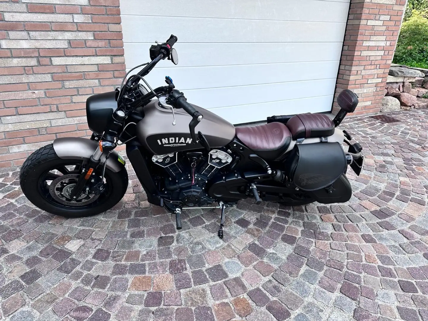 Indian Scout Verde - 1