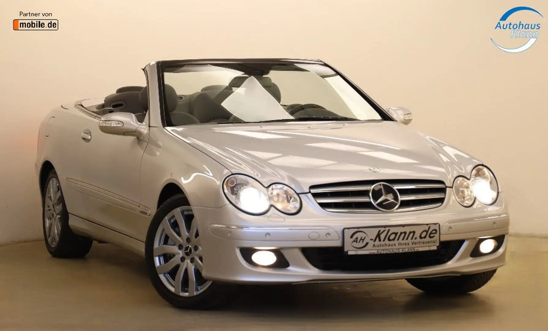 Mercedes-Benz CLK 320 CDI 224PS Cabrio 7G Avantgarde ACC AHK Silber - 2