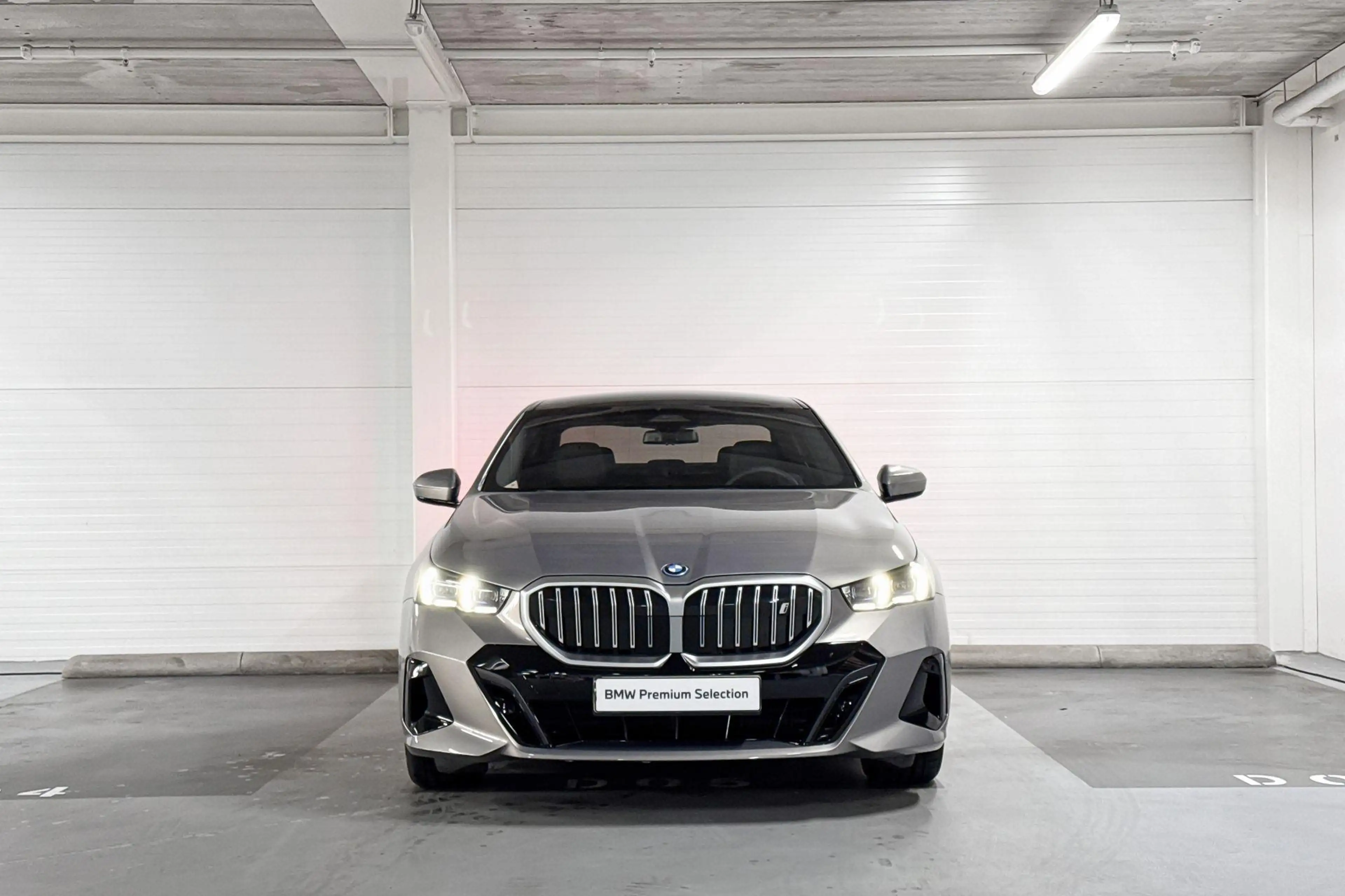 BMW i5 Sedan eDrive40 M Sport Edition 84 kWh | M Sportpak — photo 5