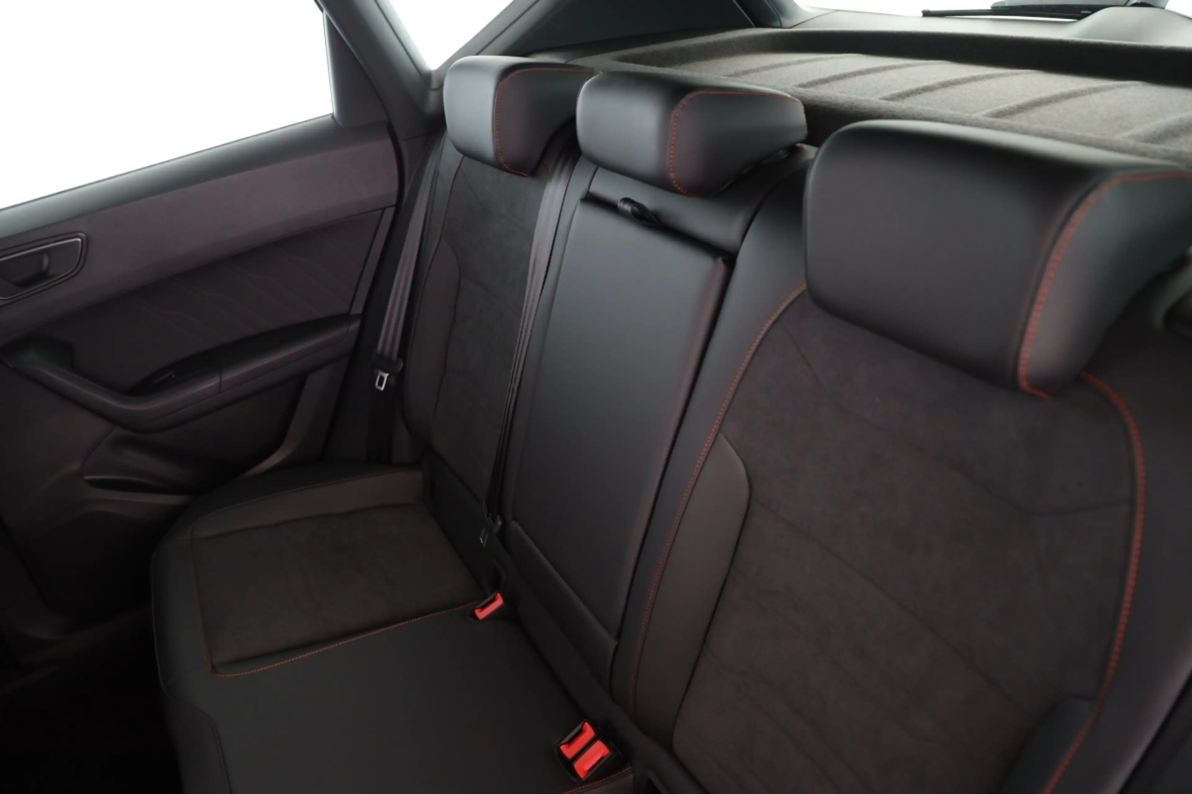 SEAT Ateca 2.0 TDI DSG FR | BEATS | NAVI | ACC | — photo 13