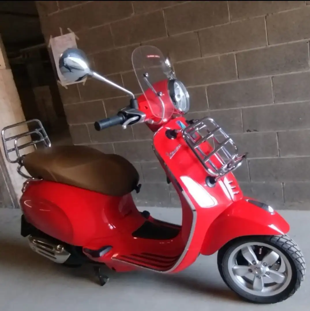 Piaggio Primavera 3V Touring ABS Roşu - 2