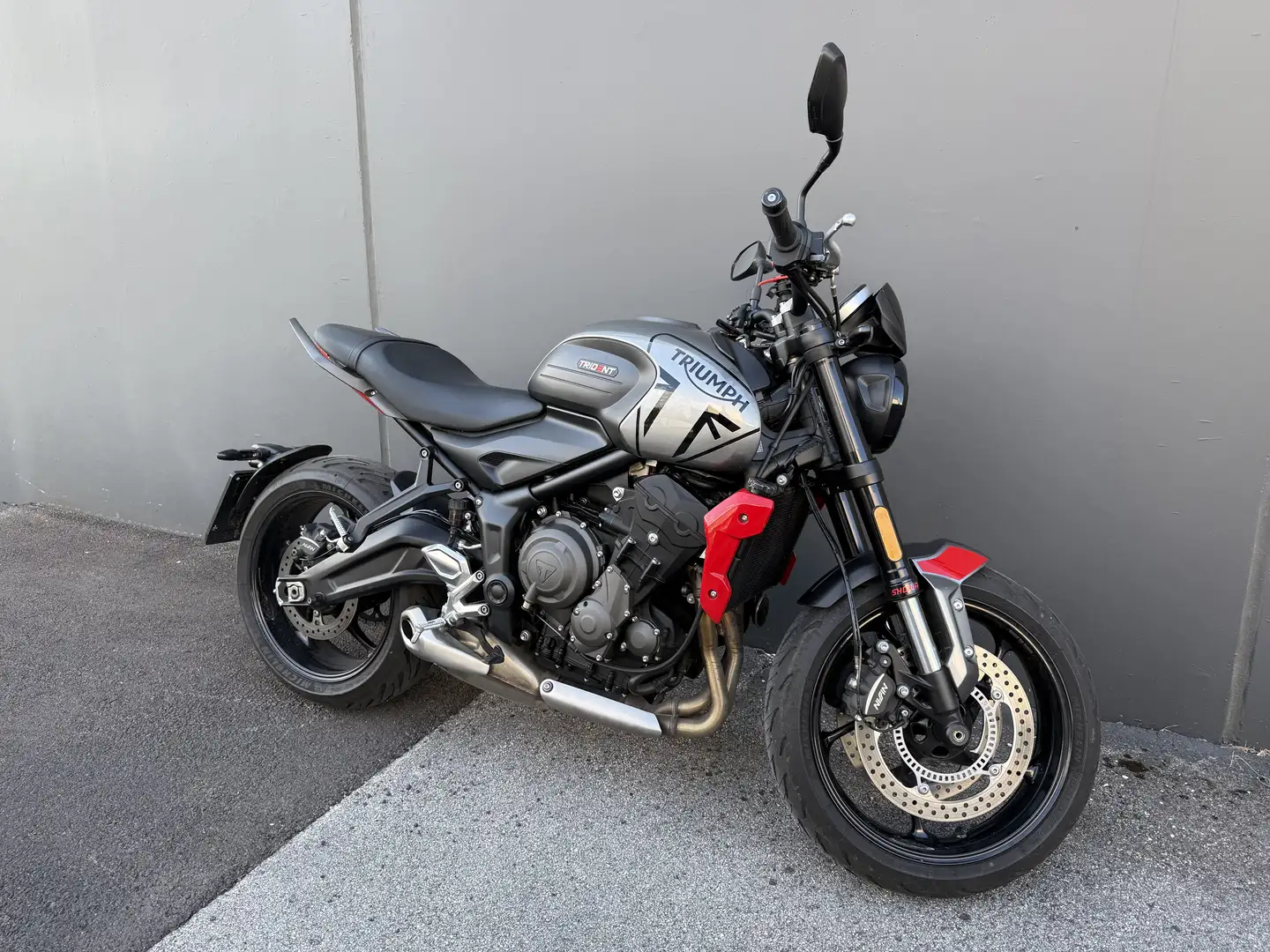 Triumph Trident 660 - 1