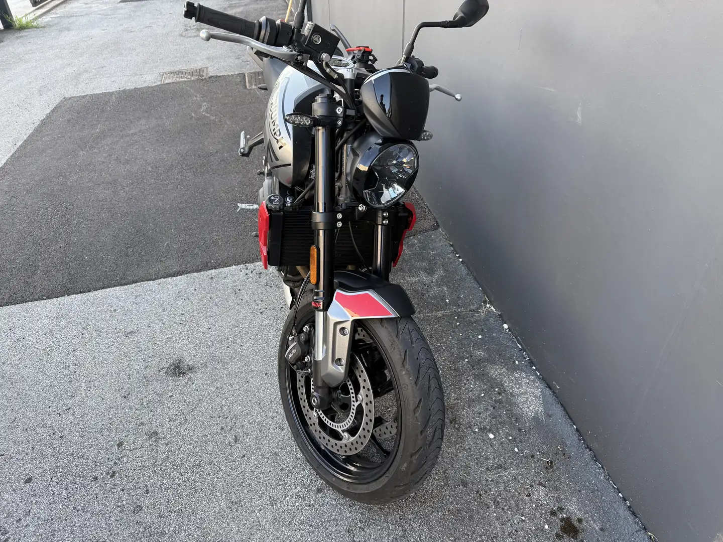Triumph Trident 660 - 2