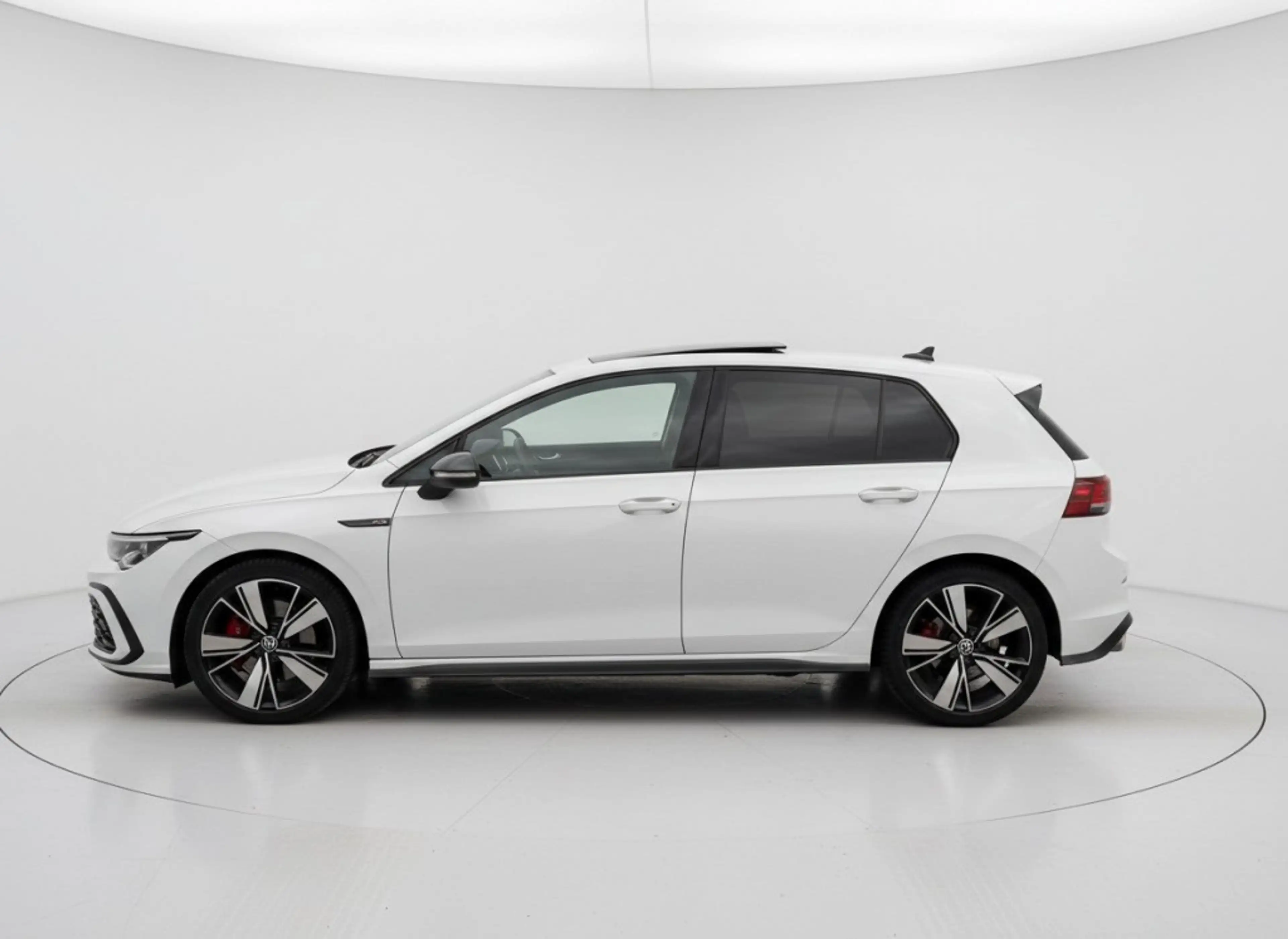 Volkswagen Golf GTD 2.0 TDI GTD. PANO, CARPLAY, ACC. — photo 5